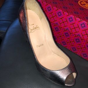 Christian Louboutin Peep Toe Pump